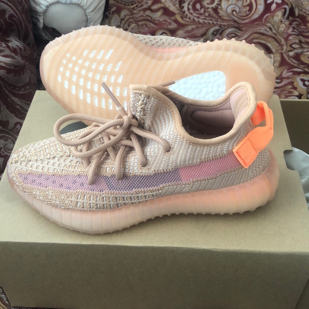 ❌SOLD❌Yeezy 350 boost SOLD